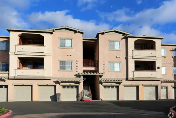 Bollingercrest-Apartments